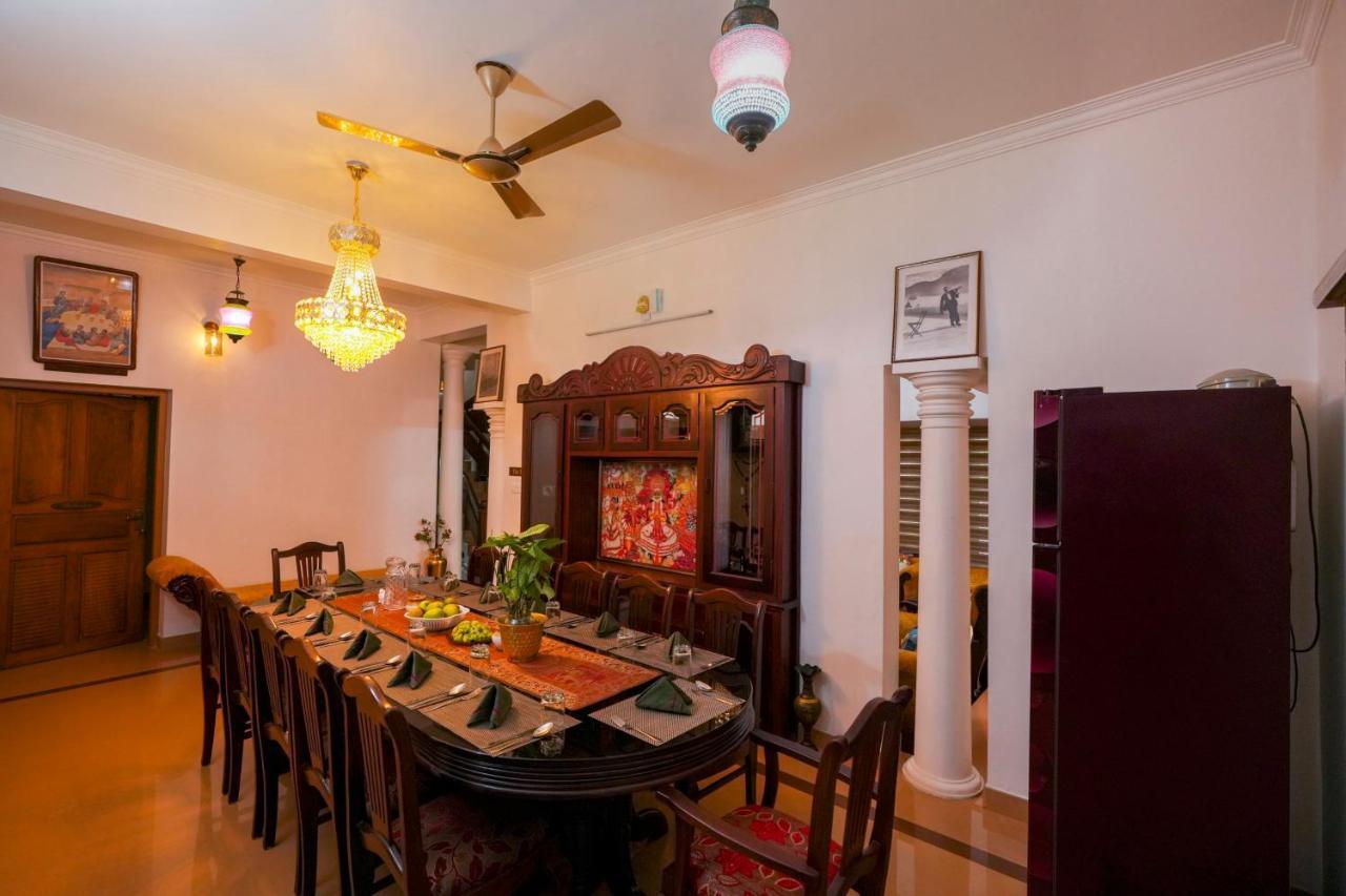 Parudeesa - Heavenly- Luxurious Palace Look-Near Cbd - Kerala - India With Breakfast Kāladi المظهر الخارجي الصورة