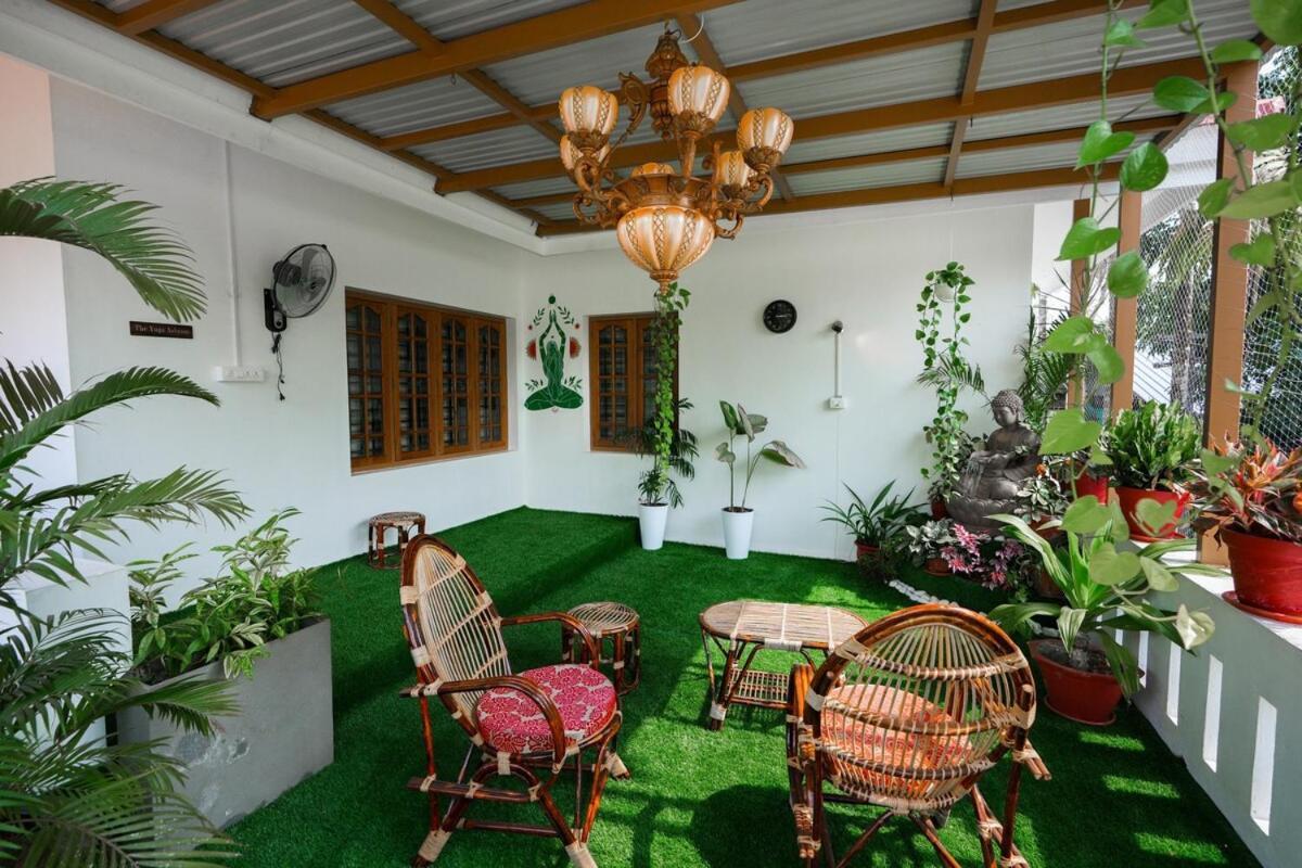 Parudeesa - Heavenly- Luxurious Palace Look-Near Cbd - Kerala - India With Breakfast Kāladi المظهر الخارجي الصورة